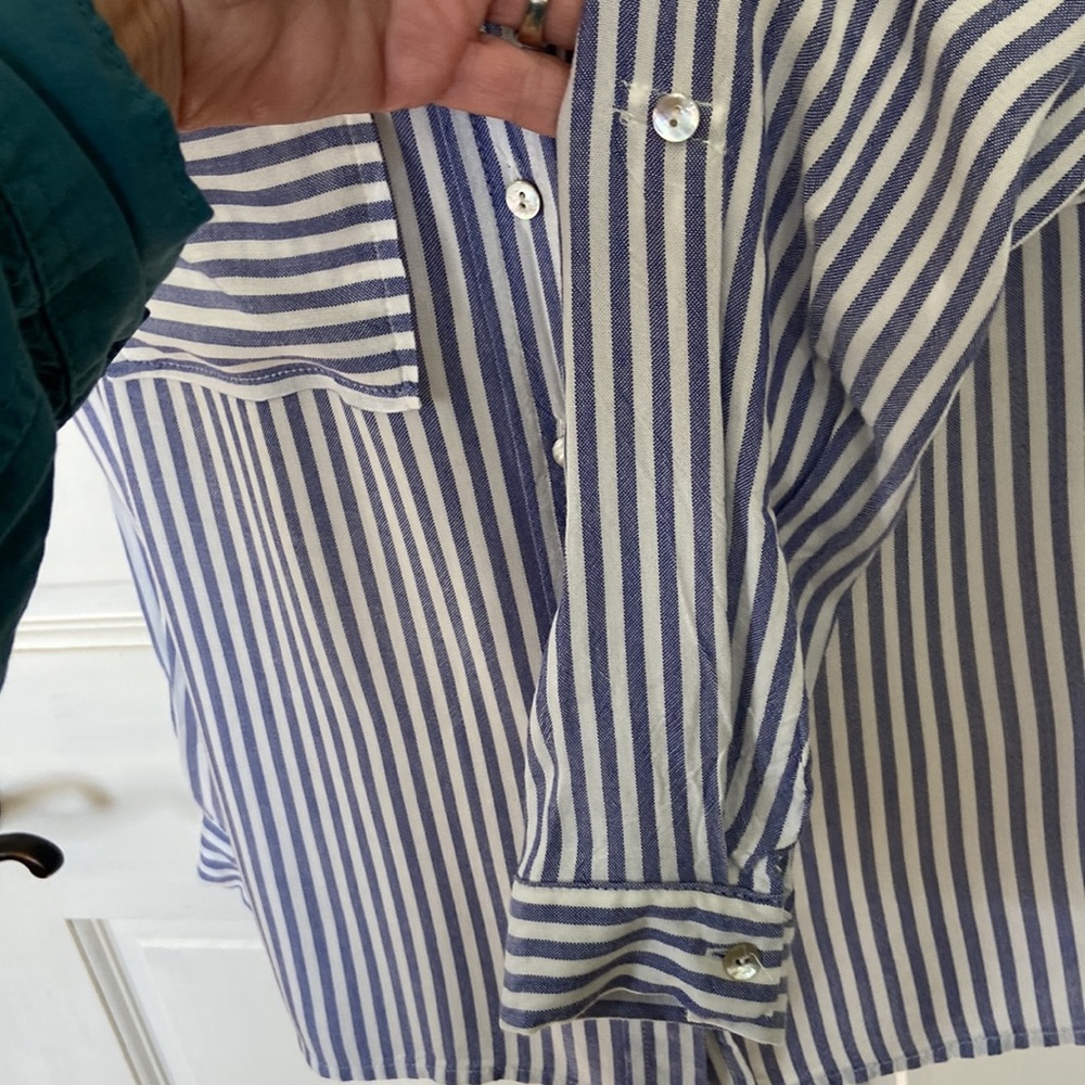 Love Tree Blue & White Stripe Button Down Blouse Size S NWOT - Picture 5 of 13